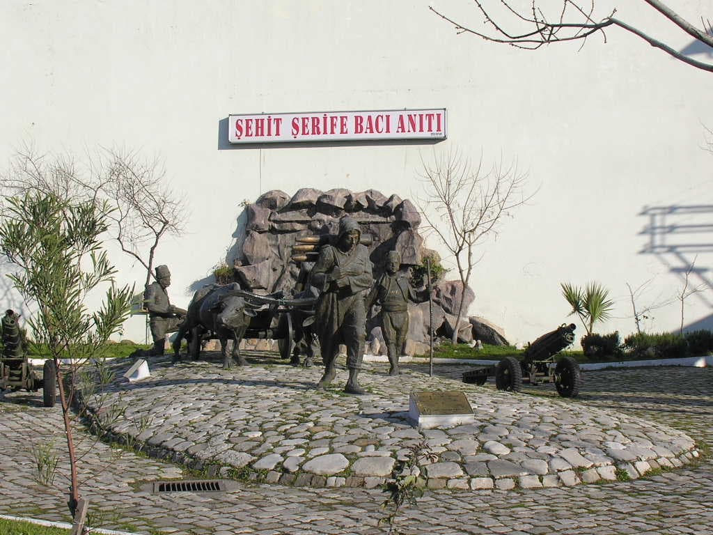 İnebolu & Şerife Bacı Anıtı