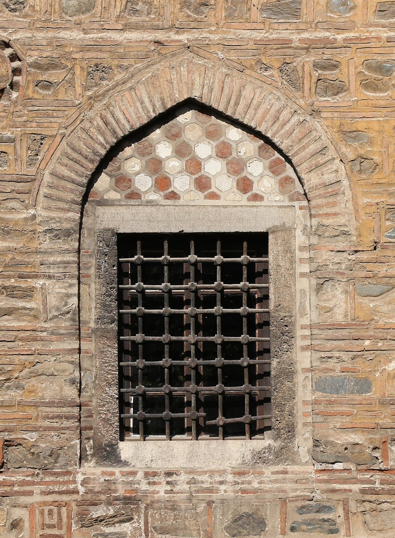 Muradiye Külliyesi (1426)