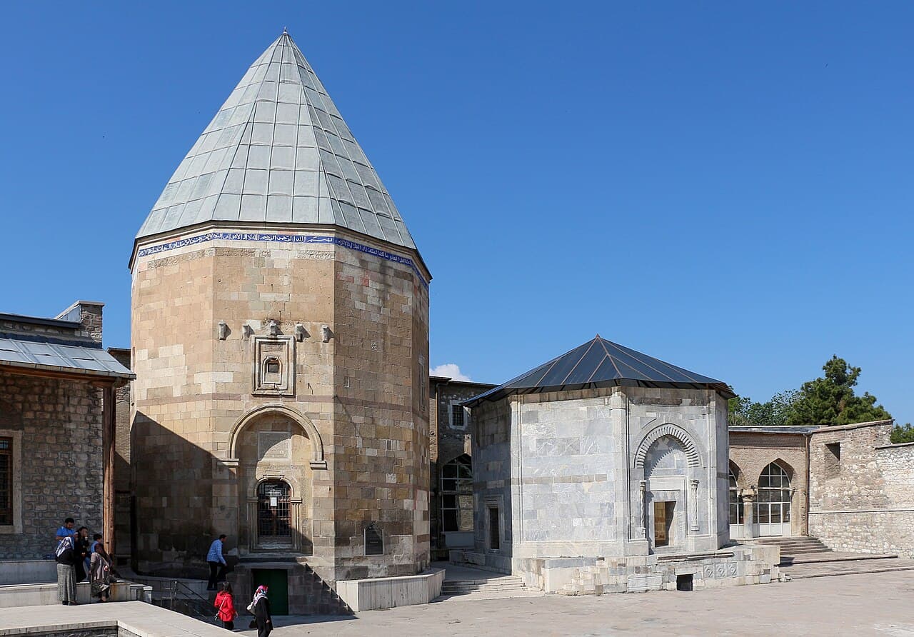 Alaaddin Tepesi ve Alaaddin Camii