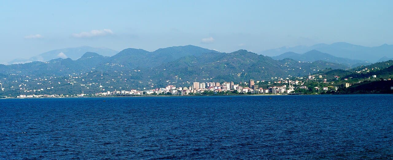 Yalnızçam Geçidi