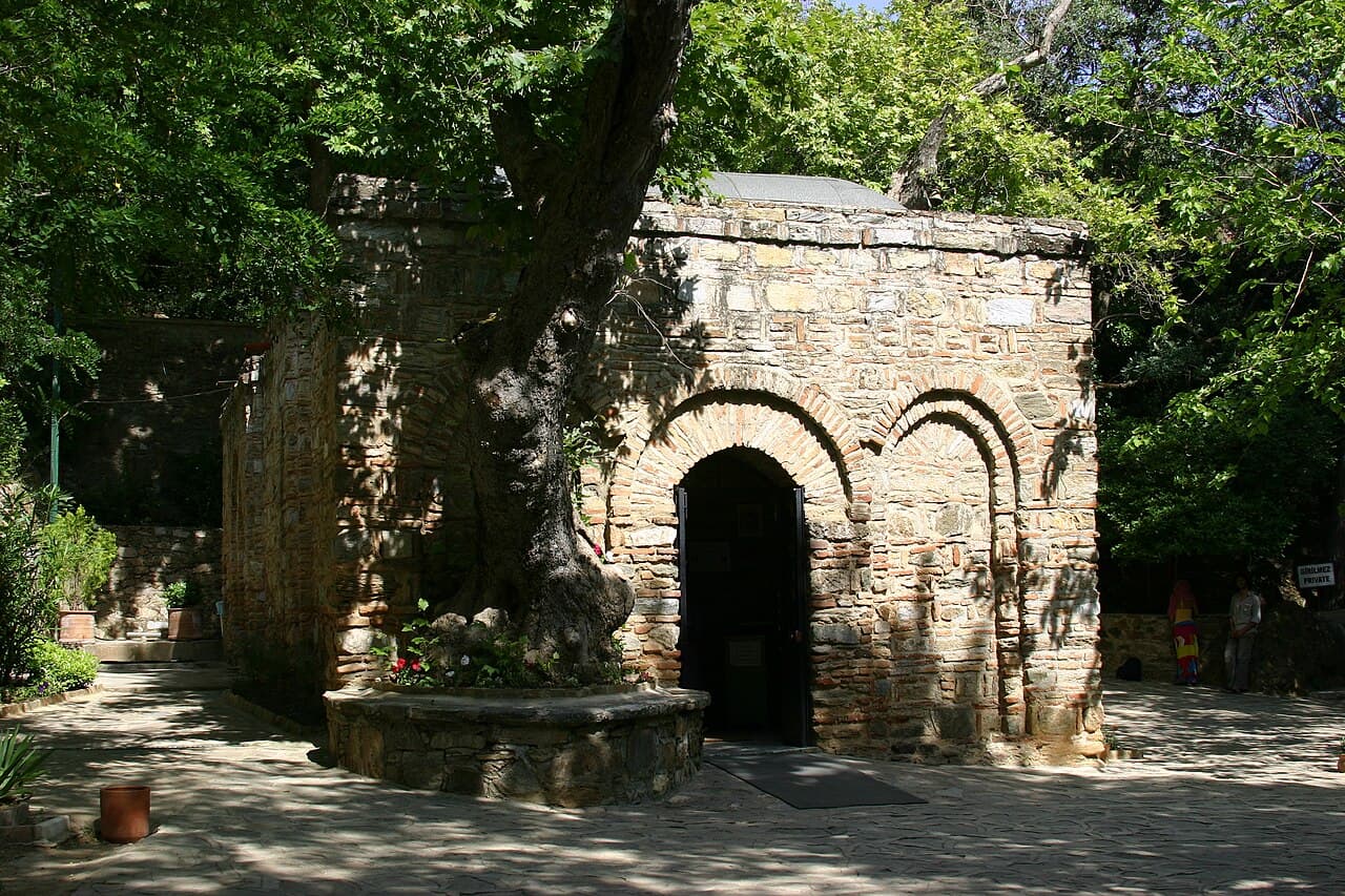 Meryem Ana Evi (Bülbül Dağı)