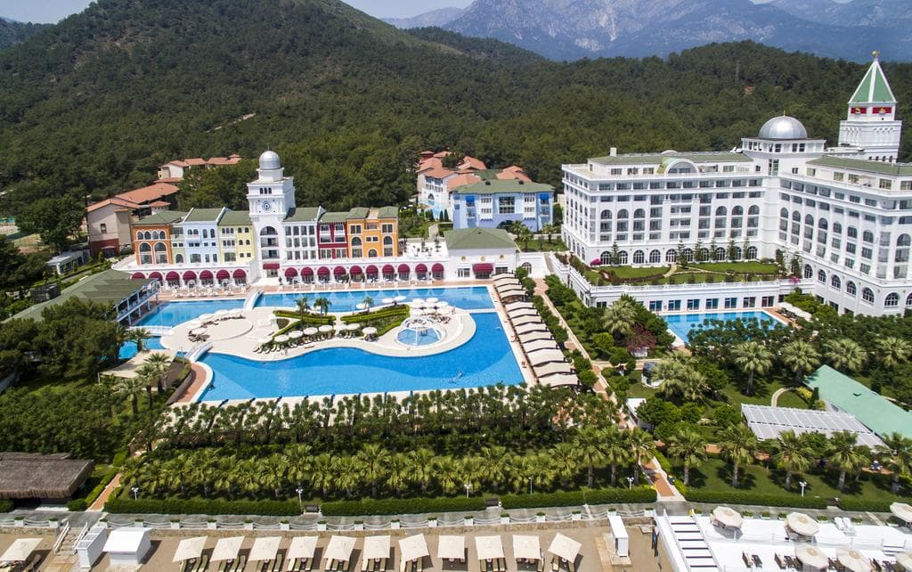 Amara World Hotels – Amara Dolce Vita