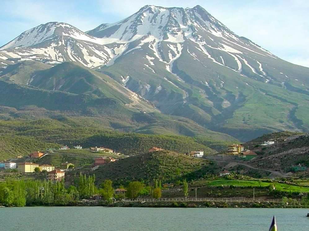 Hasandağı’nda Yamaç Paraşütü Yapılır mı?