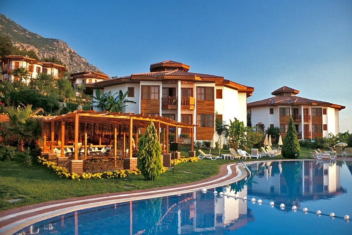 Montana Pine Resort Otel