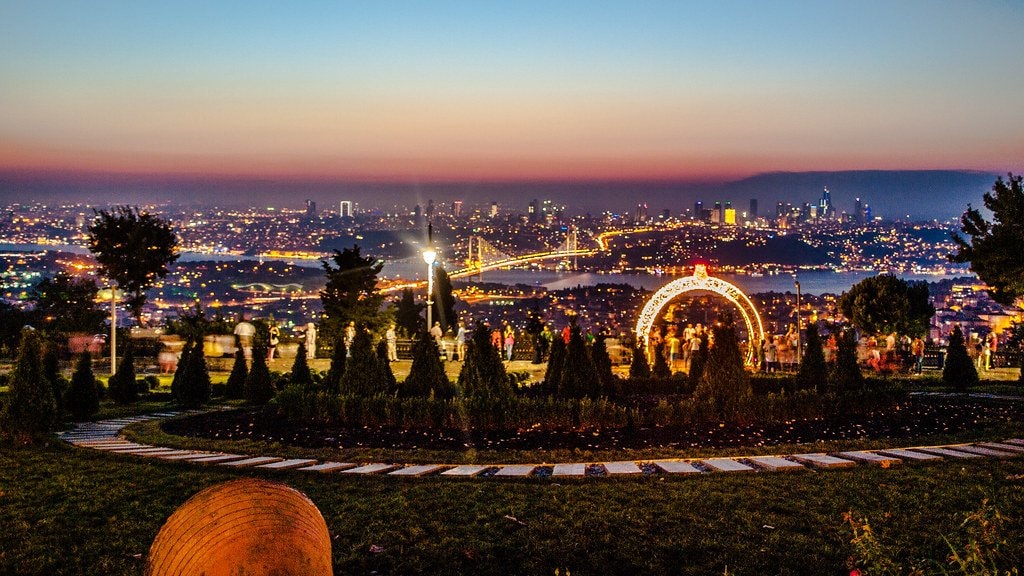 Üsküdar Çamlıca Tepesi Fotoğrafları
