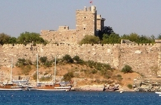 bodrum-castle-by-day