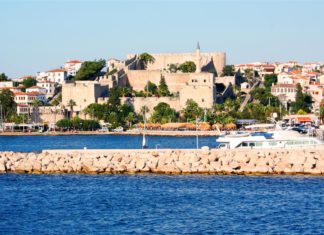 Çeşme Mimari Eserler