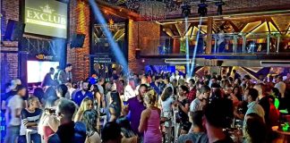 Kuşadası Barlar Sokağı