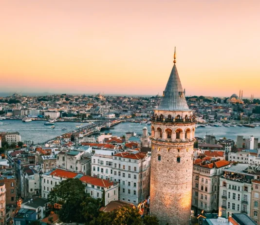 İstanbul İle İlgili Özlü ve Güzel Sözler